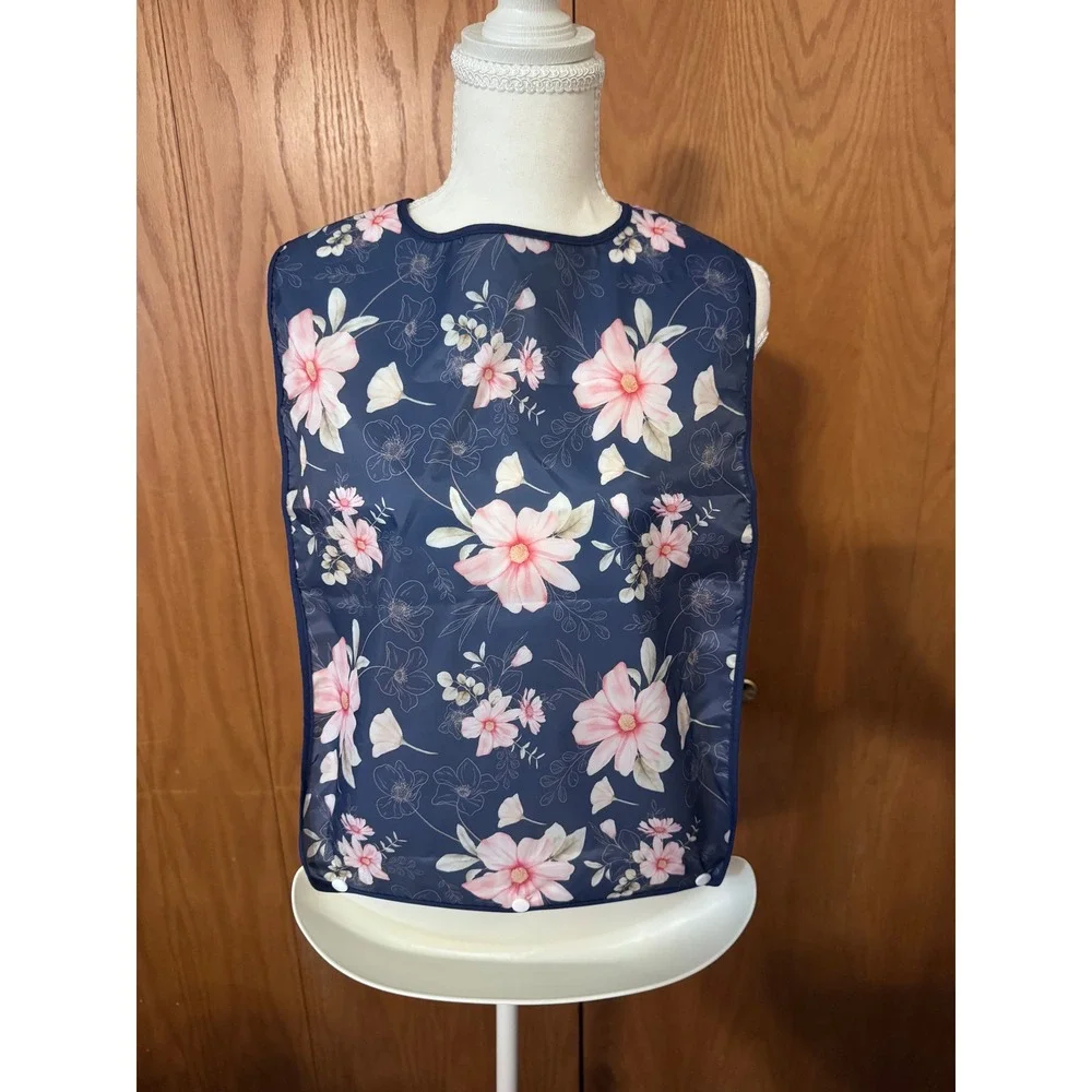 Set of 4 Waterproof Adult Bibs Floral Pattern with Crumb Catcher Pocket NWOT‎